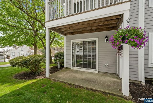 1144 Garrison Court, Mahwah, NJ 07430