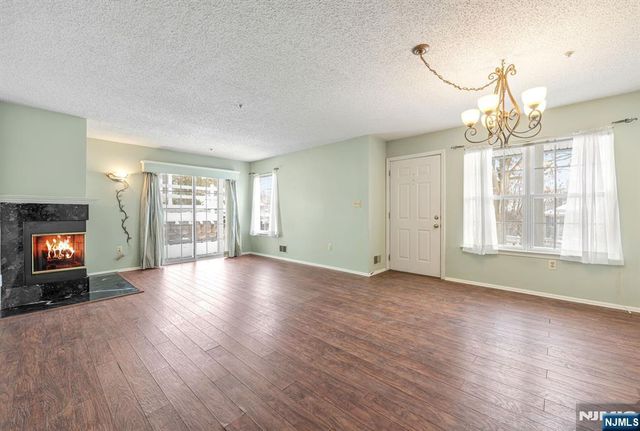 1144 Garrison Court, Mahwah, NJ 07430