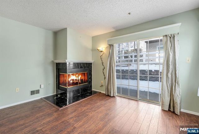 1144 Garrison Court, Mahwah, NJ 07430