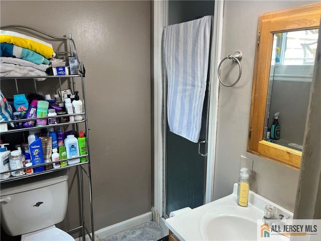 57 Frederick Place, Old Bridge, NJ 08857