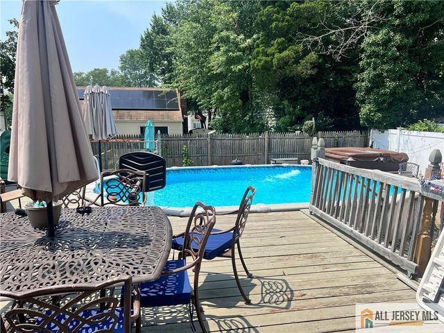57 Frederick Place, Old Bridge, NJ 08857