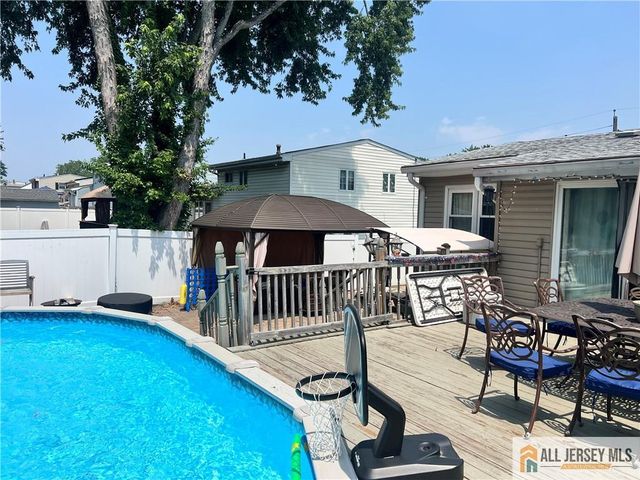 57 Frederick Place, Old Bridge, NJ 08857