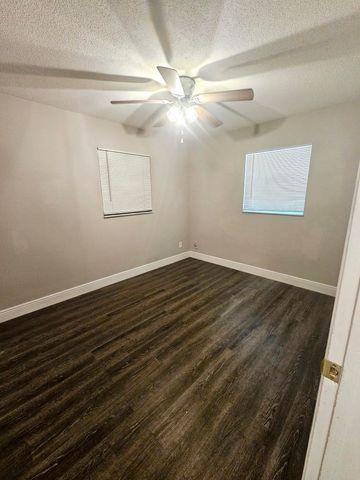1556 W 20TH Street, Riviera Beach, FL 33404
