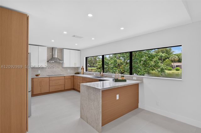 8668 SW 50th St, Cooper City, FL 33328