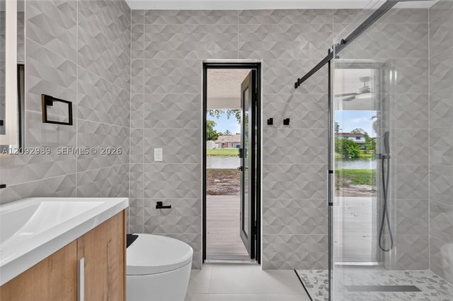 8668 SW 50th St, Cooper City, FL 33328