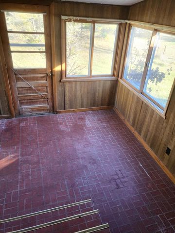 N11612 10th AVENUE, Necedah, WI 54646