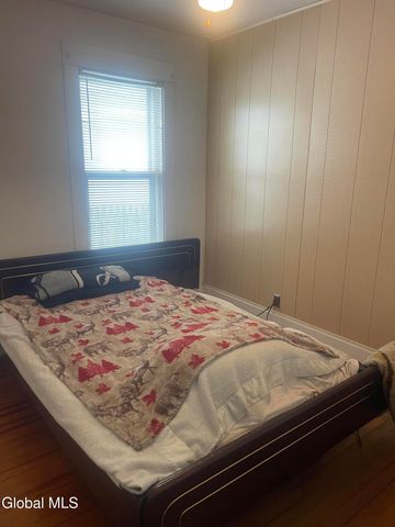 1928 Broad Street, Schenectady, NY 12306