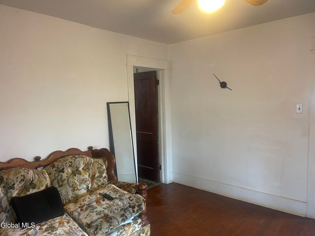 1928 Broad Street, Schenectady, NY 12306