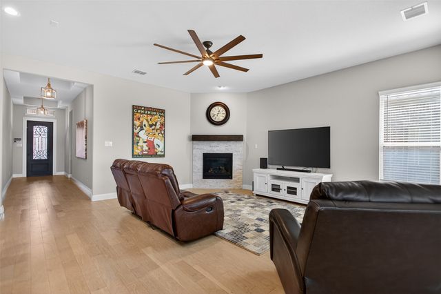 6829 Danridge Road, Rowlett, TX 75089