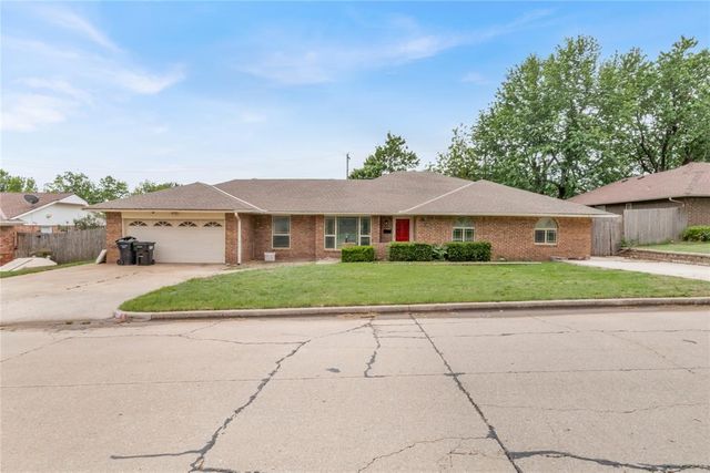 406 Garland Street, Moore, OK 73160