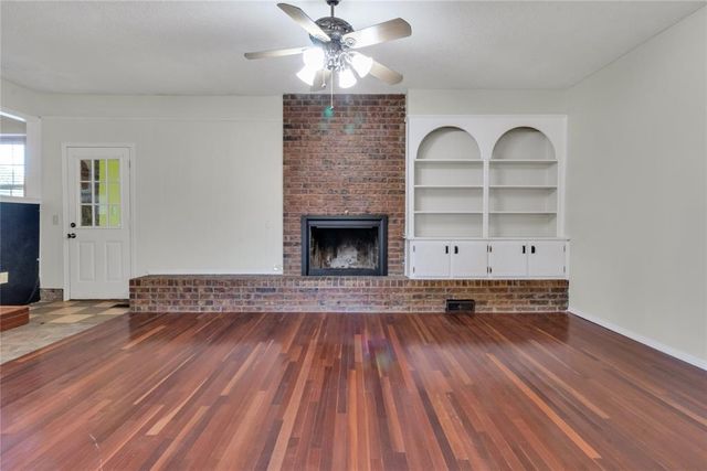 406 Garland Street, Moore, OK 73160