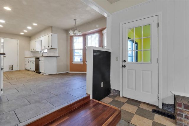 406 Garland Street, Moore, OK 73160