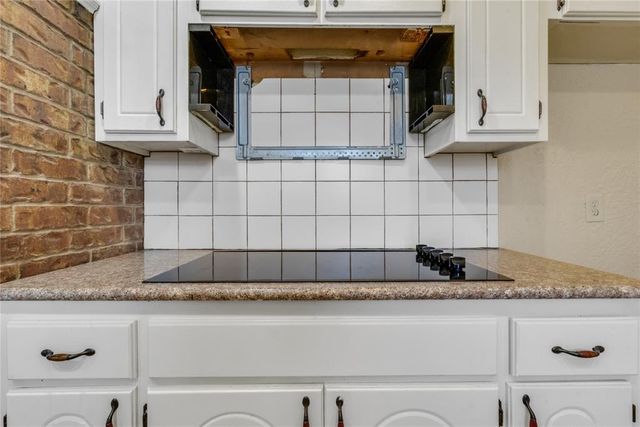 406 Garland Street, Moore, OK 73160