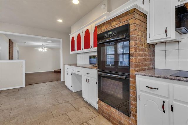 406 Garland Street, Moore, OK 73160