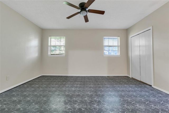 406 Garland Street, Moore, OK 73160