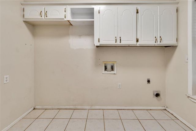 406 Garland Street, Moore, OK 73160