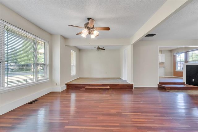 406 Garland Street, Moore, OK 73160