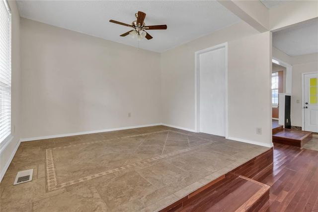 406 Garland Street, Moore, OK 73160