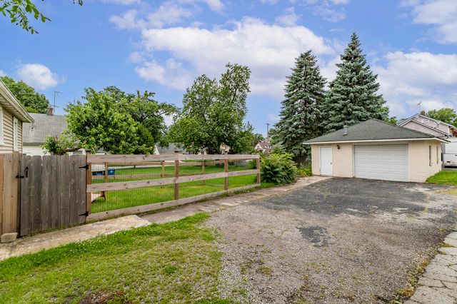 308 E Porter Street, Crown Point, IN 46307