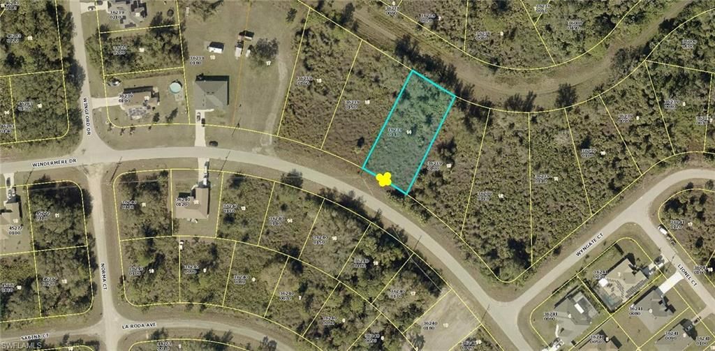 638 Windermere DR, LEHIGH ACRES, FL 33972 — exterior