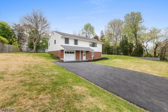 14 Lincoln Ave, West Milford Twp., NJ 07480