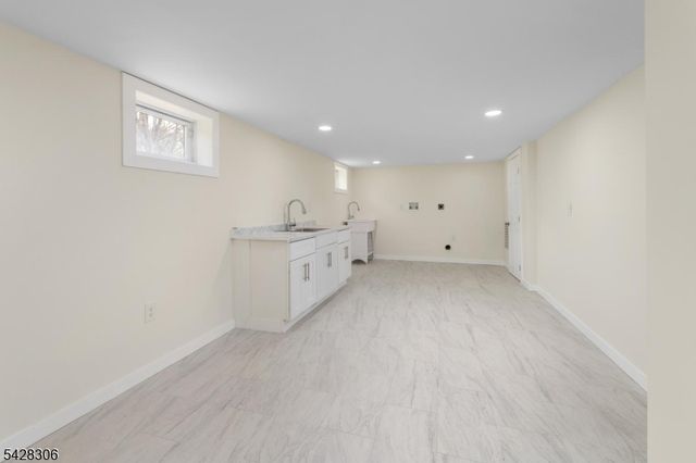 14 Lincoln Ave, West Milford Twp., NJ 07480