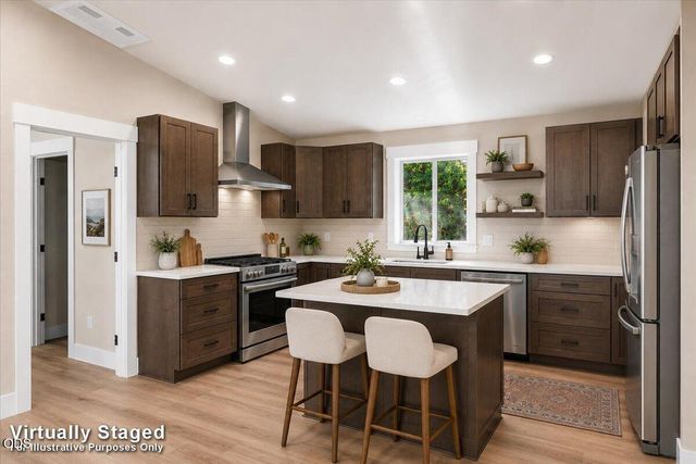 1650 N Foothill Road, Medford, OR 97504