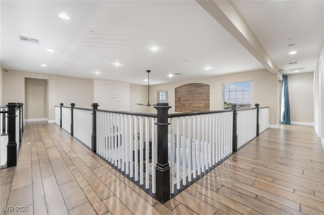 84 Olympia Chase Drive, Las Vegas, NV 89141