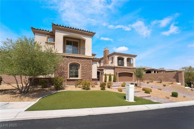 84 Olympia Chase Drive, Las Vegas, NV 89141