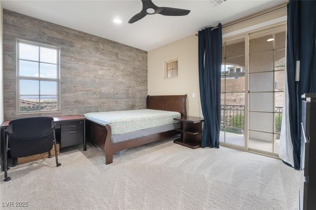 84 Olympia Chase Drive, Las Vegas, NV 89141