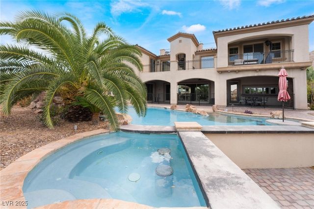 84 Olympia Chase Drive, Las Vegas, NV 89141