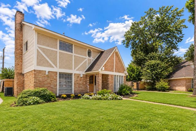 12715 Big Stone Drive, Houston, TX 77066