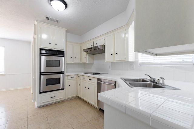 12715 Big Stone Drive, Houston, TX 77066