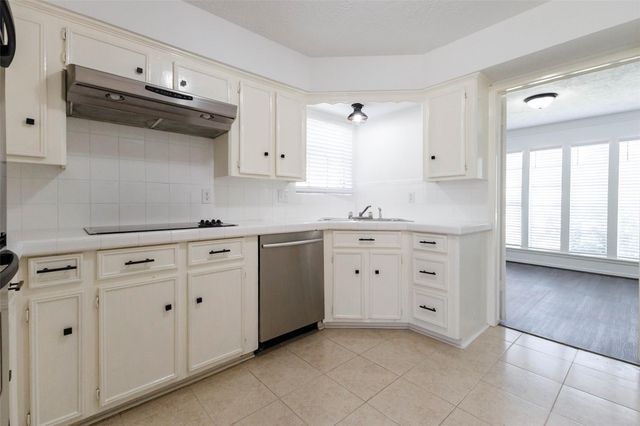 12715 Big Stone Drive, Houston, TX 77066