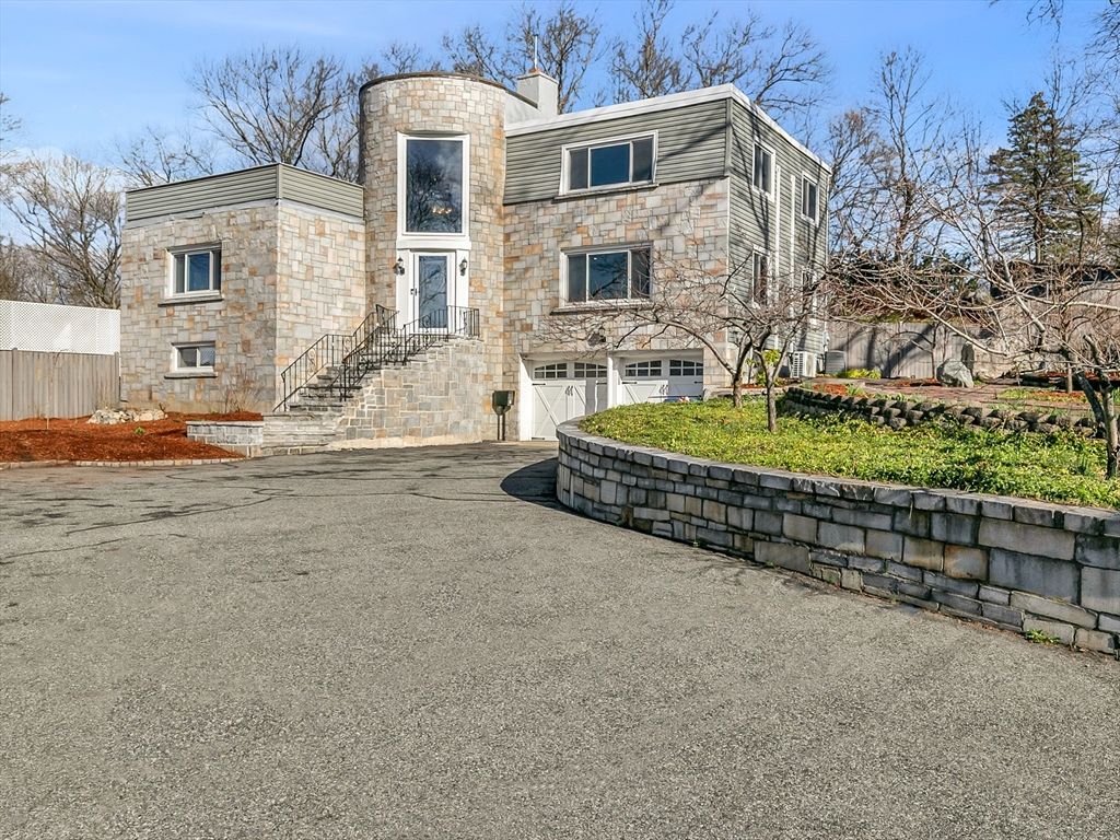 46 Clairmont St,, Lynn, MA 01904