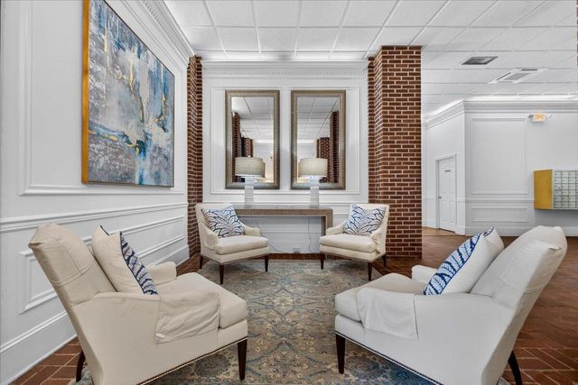 14 Lockwood Drive Apt 10i, Charleston, SC 29401