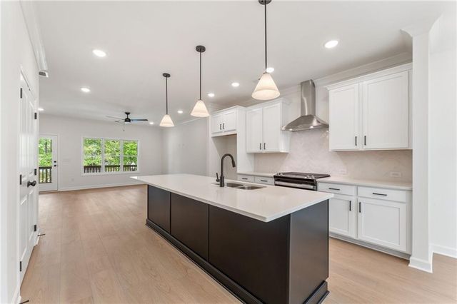 1919 Deco Drive, Kennesaw, GA 30144