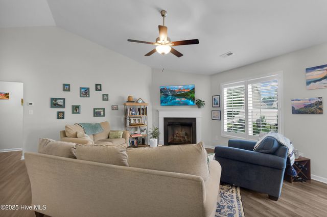 429 Palisades Way, New Bern, NC 28560