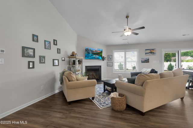 429 Palisades Way, New Bern, NC 28560