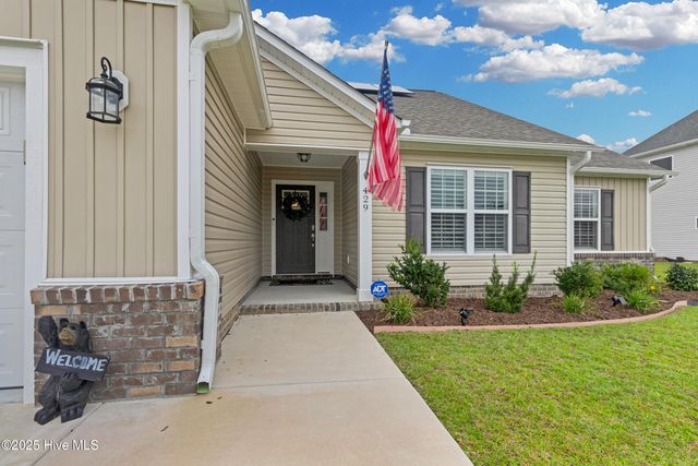 429 Palisades Way, New Bern, NC 28560