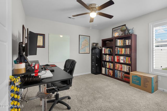 429 Palisades Way, New Bern, NC 28560