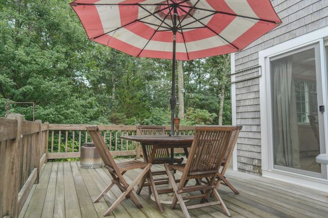 4 Kalmia Path, Sandwich, MA 02563