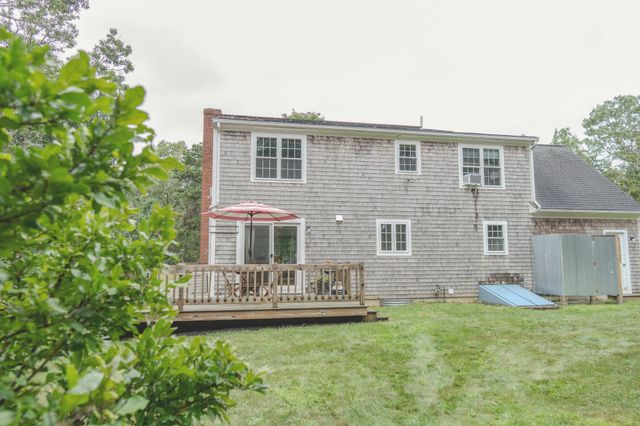 4 Kalmia Path, Sandwich, MA 02563