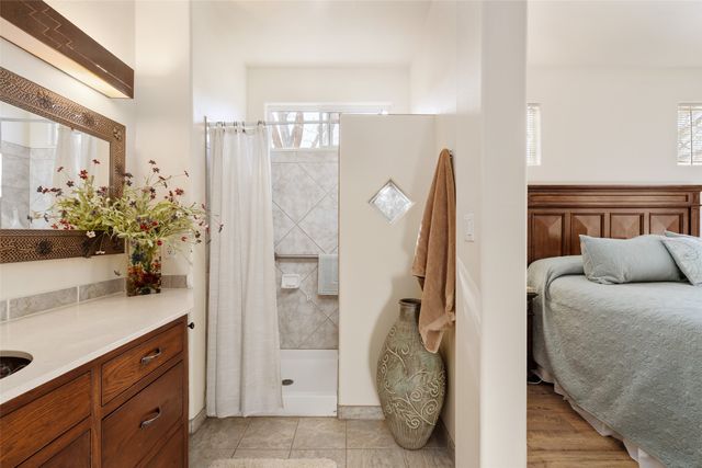 3 Julia Court, Santa Fe, NM 87508