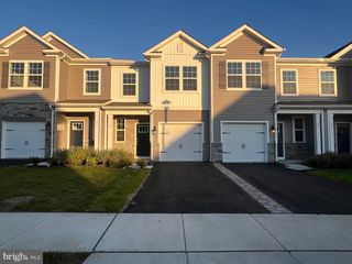18 ELLIOT LN, Westampton, NJ 08060