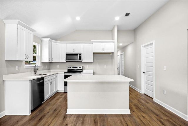 3158 Chestnut St Street, Crestview, FL 32539