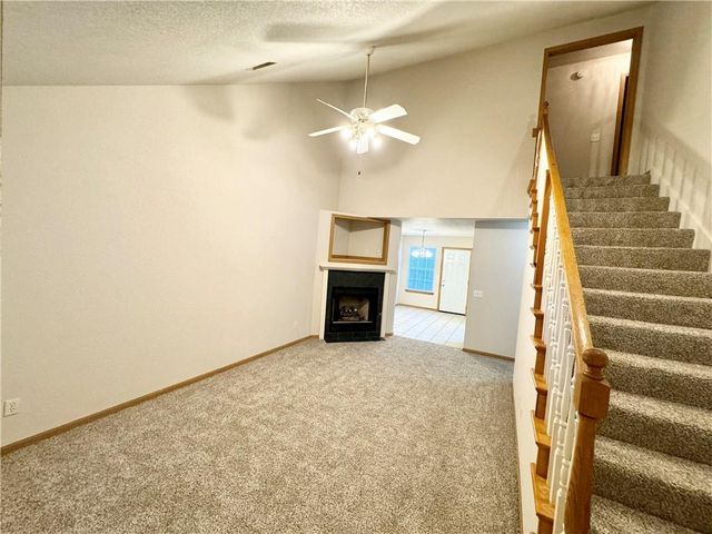 2203 E Cinnamon Way, Fayetteville, AR 72703