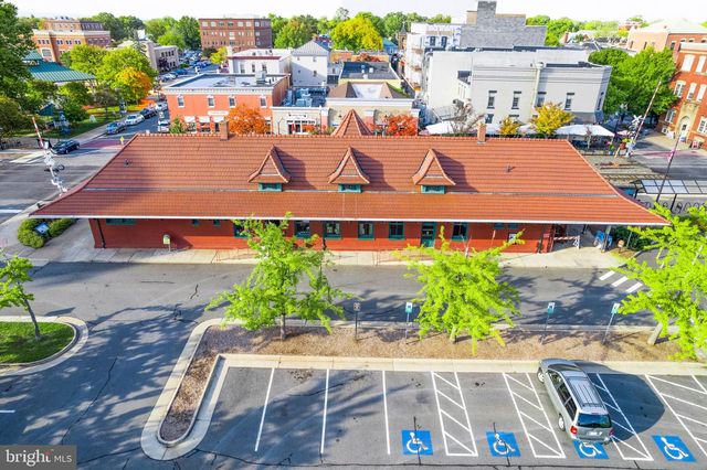 9521 FOSTERN LN, Manassas, VA 20112