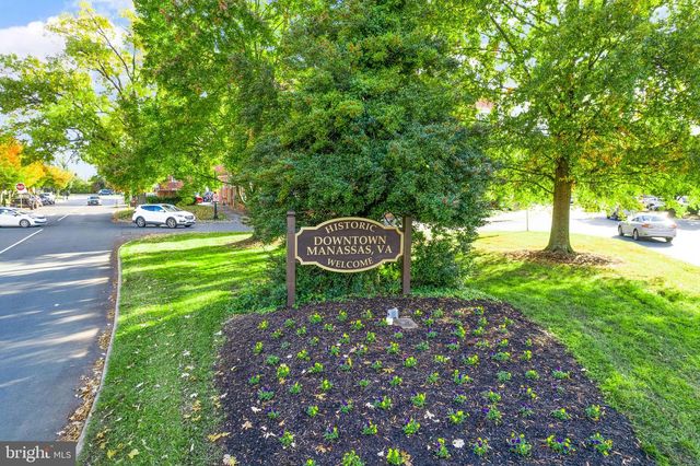 9521 FOSTERN LN, Manassas, VA 20112