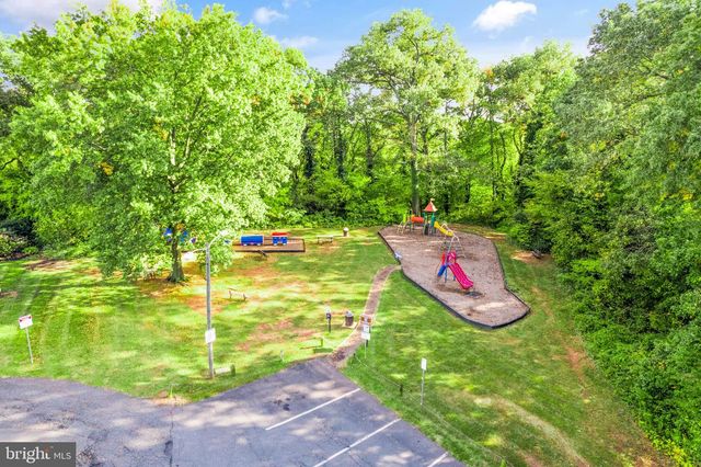 9521 FOSTERN LN, Manassas, VA 20112